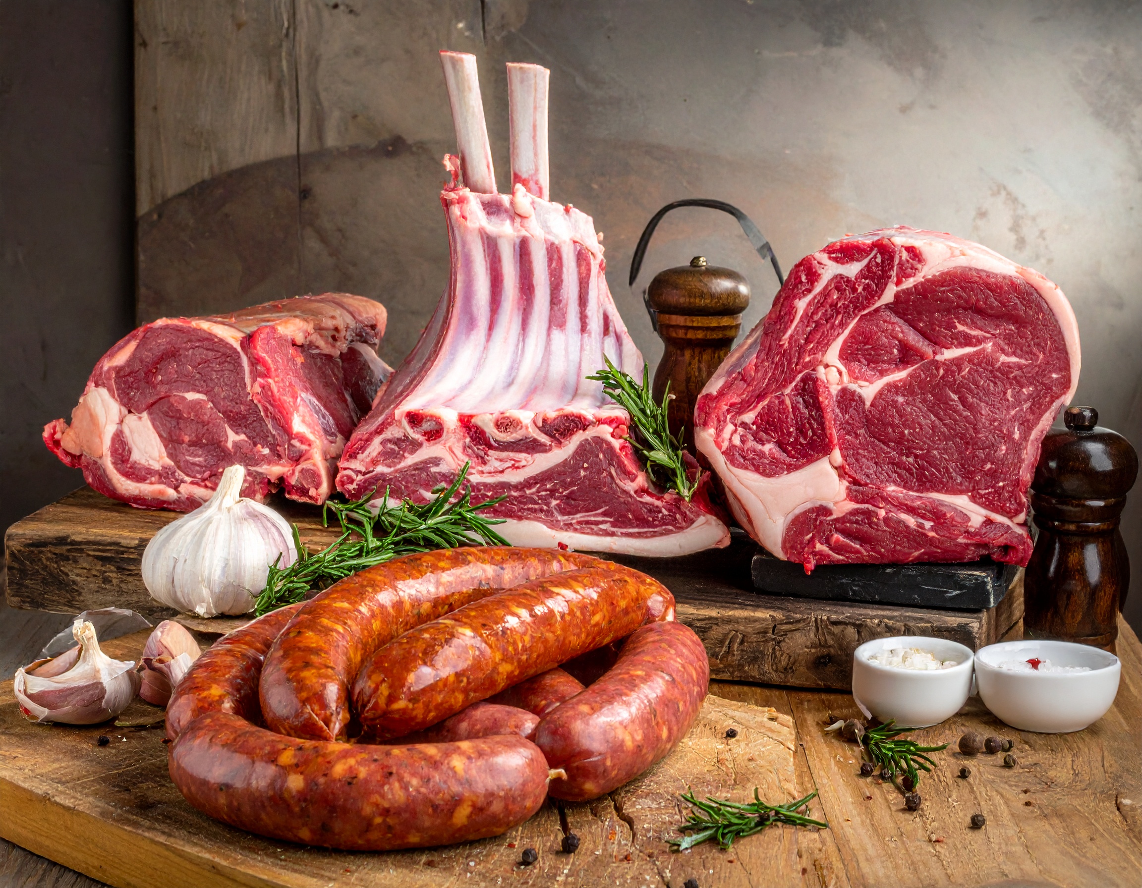 Premium quality sausages and steak from Meaty Farm butcher partners